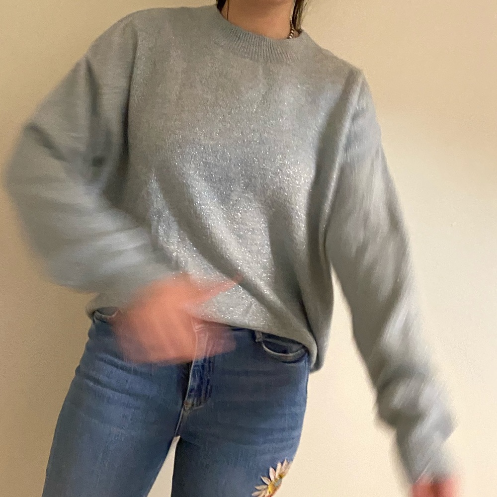 H&M Sweater - Picture 3 of 6